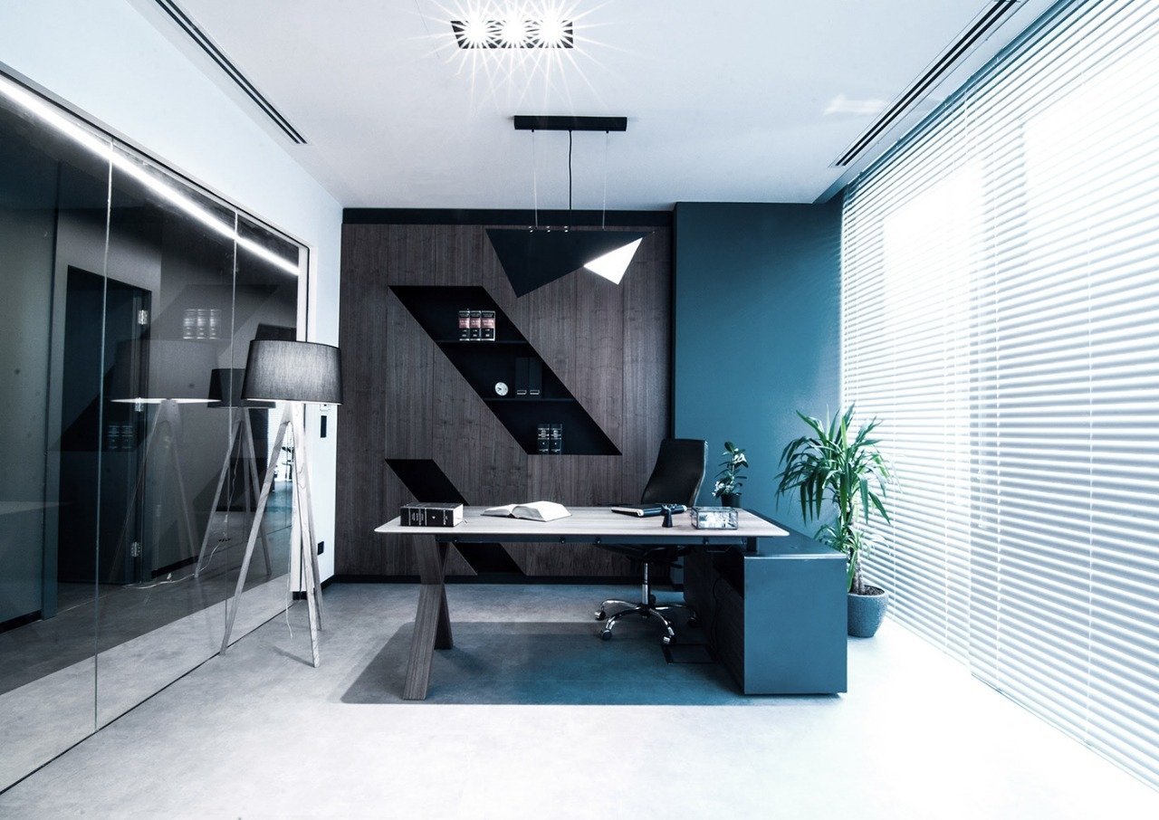 "Ergonomics in Office Design: Maximizing Workplace Efficiency"