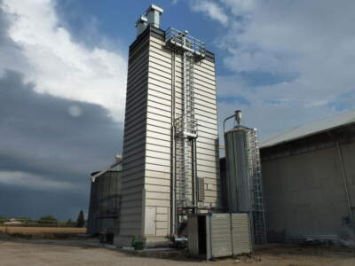 Silo Breakdown in Construction Management