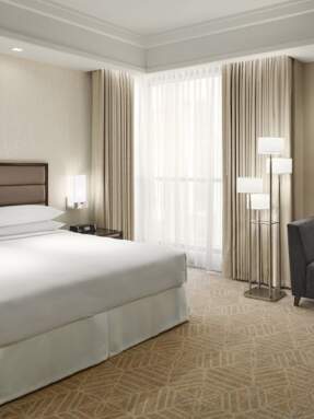 Hyatt-Regency-Makkah-Regency Suite-Bedroom